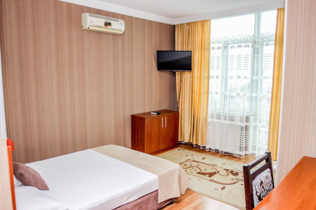 Graphic Hotel Batumi Ngoại thất bức ảnh